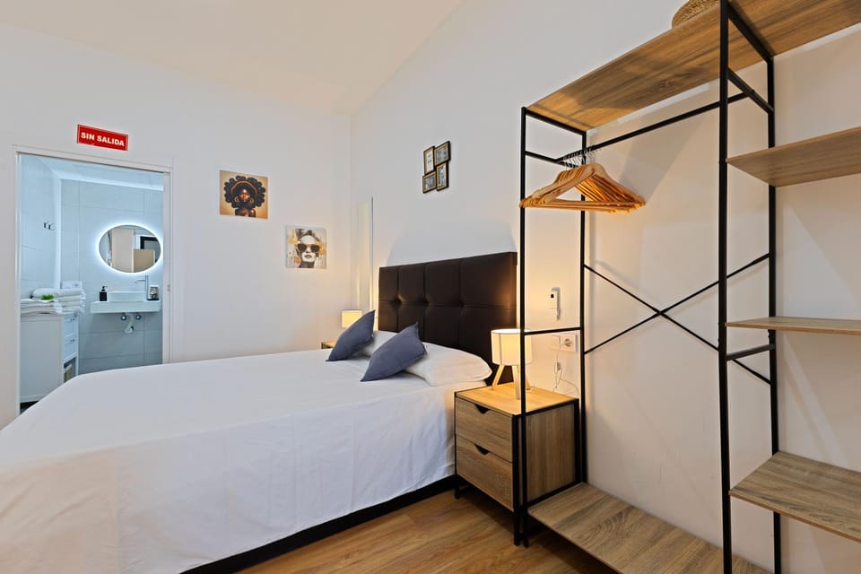 Bed, Bedroom, wardrobe
