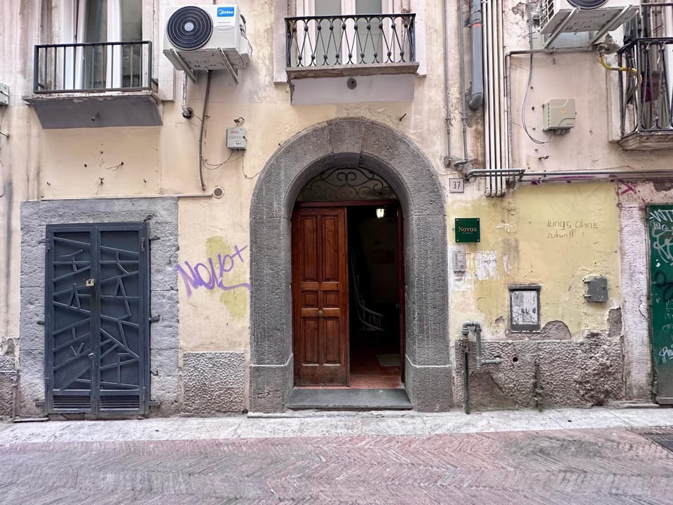 Property building, Facade/entrance
