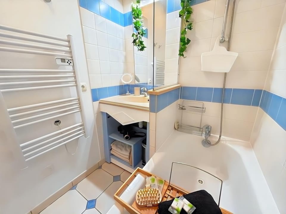 Piscine, parking gratuit et balcon vue sur le golf Apartment in Deauville