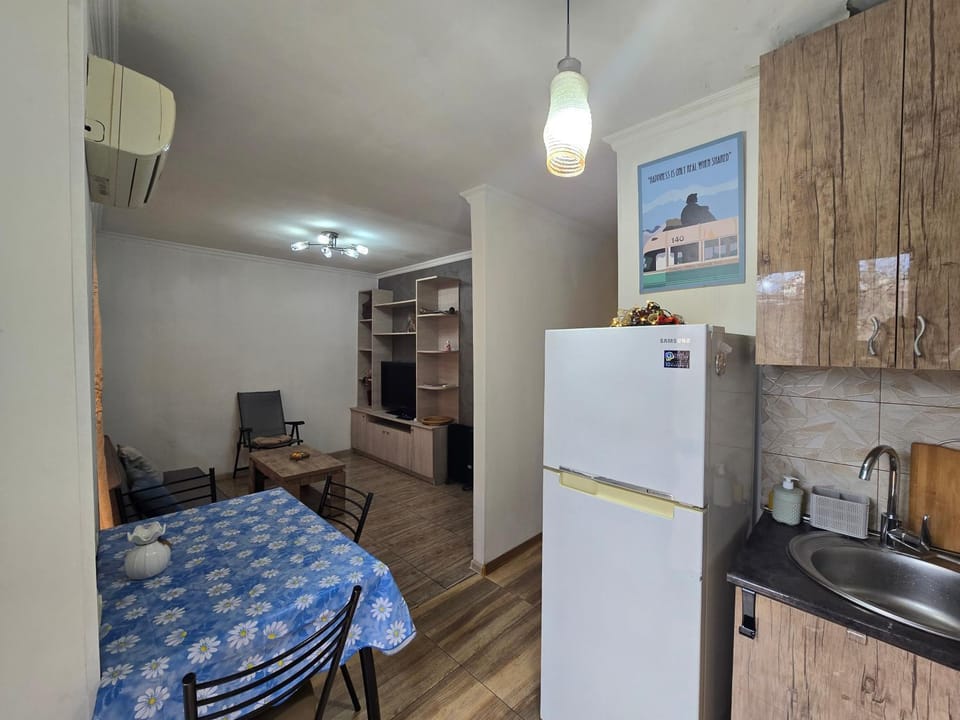 TV and multimedia, Kitchen or kitchenette, Dining area, oven