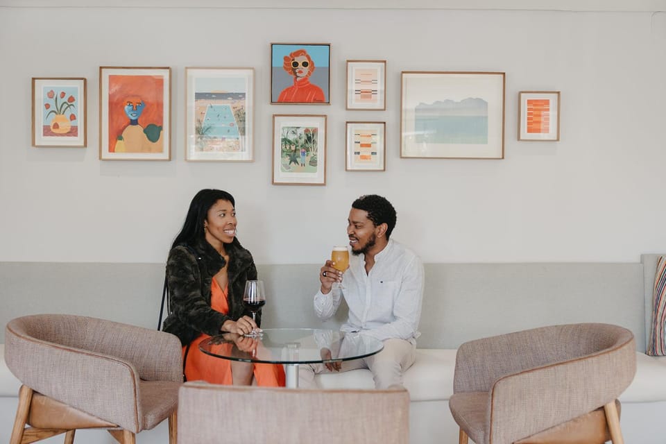 Guests, Drinks