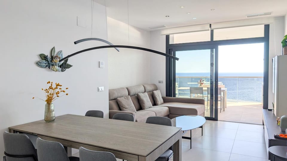 Living room, Dining area, Sea view