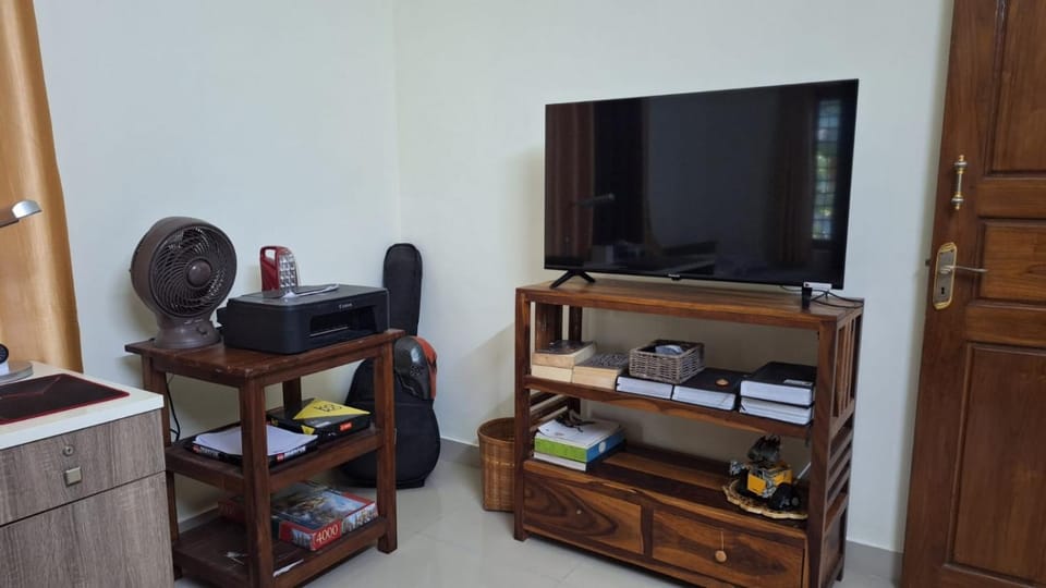 TV and multimedia, Breakfast