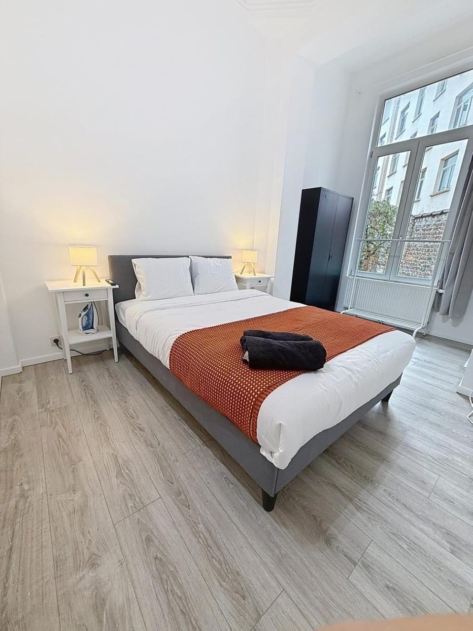 Fernand Cocq Apartment in Ixelles
