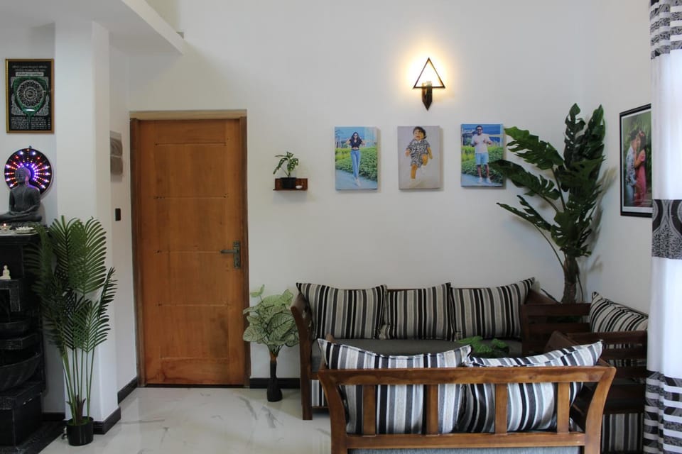 Ryou Villa Villa in Hikkaduwa