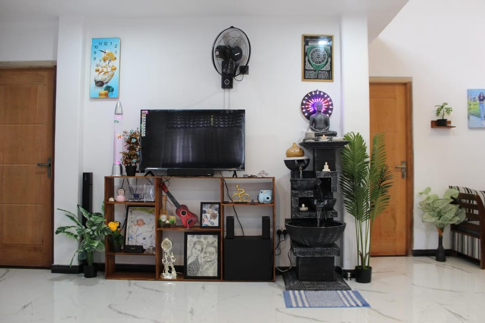 Ryou Villa Villa in Hikkaduwa