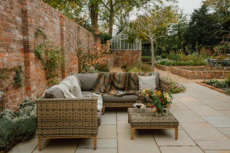 The Carriage House by Birch Stays House in Wales