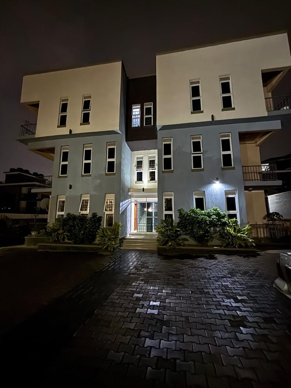 Bunga Studio Apartment King Ceasor University Apartment in Kampala