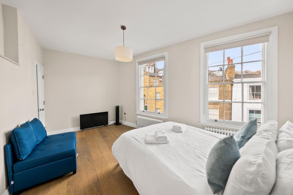 Central Kings Cross modern house with free parking House in London Borough of Islington