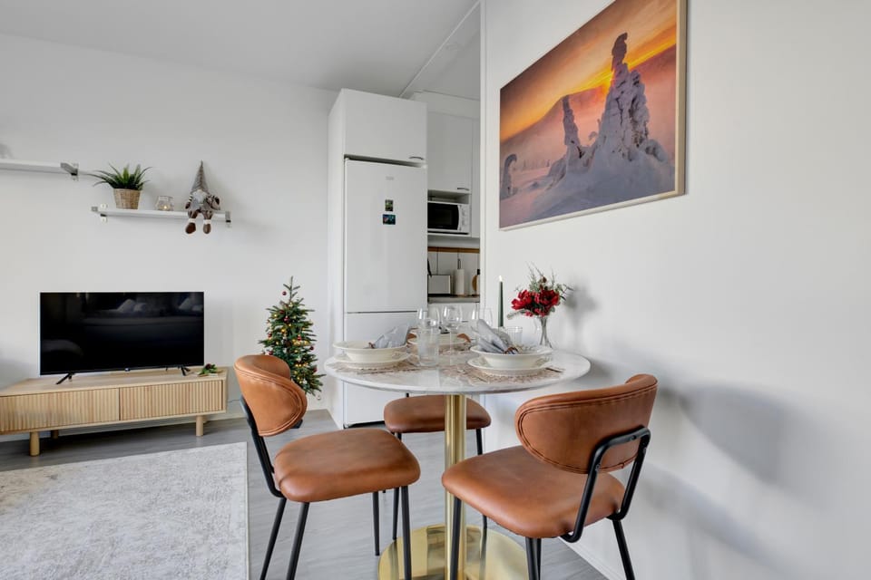 TV and multimedia, Dining area