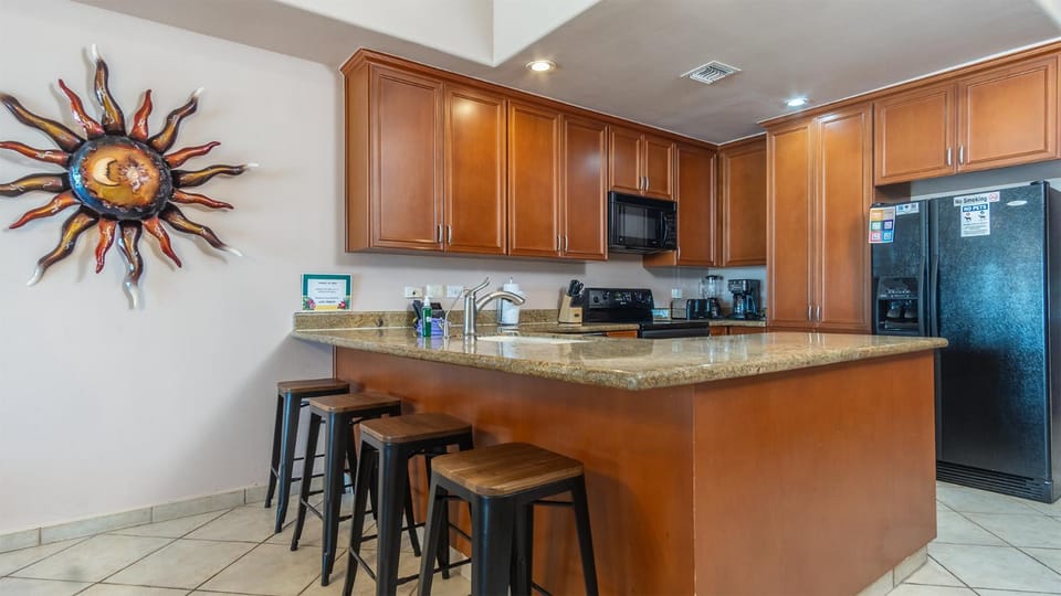 Kitchen or kitchenette, dishwasher, minibar, oven, stove, kitchen
