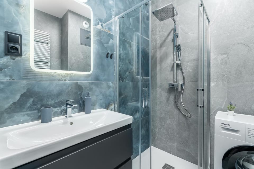 Shower, Bathroom, washing machine