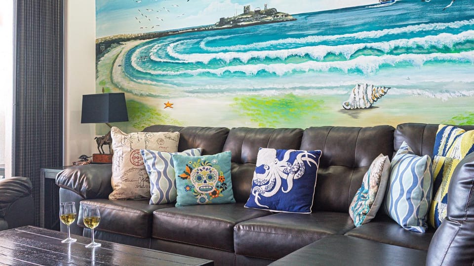 Living room, Seating area
