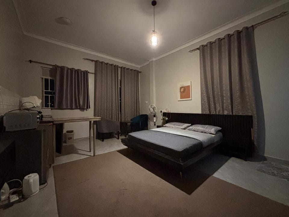 Studio Apartment Bunga near Shell Bunga Apartment in Kampala