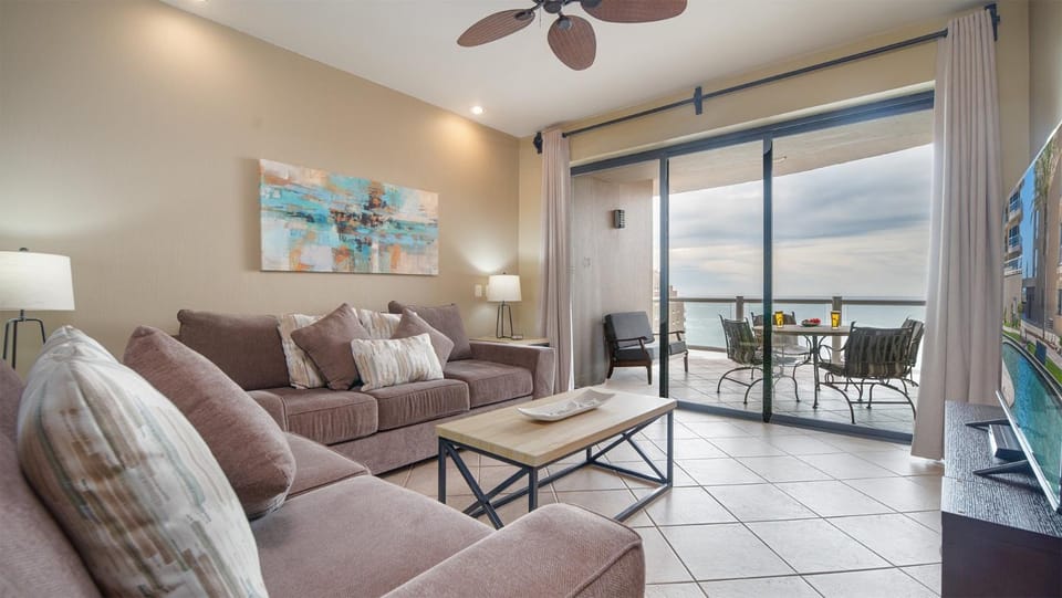 TV and multimedia, Balcony/Terrace, Living room, Seating area, Sea view