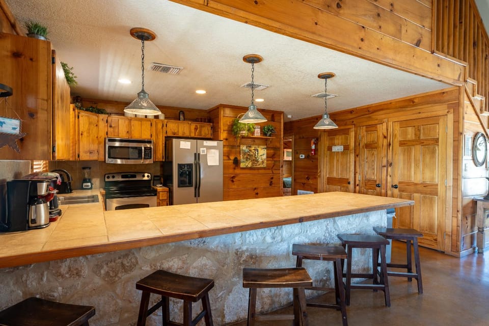Cowboy Cantina House in Concan