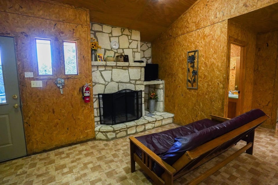 Cypress Villa #8 House in Concan