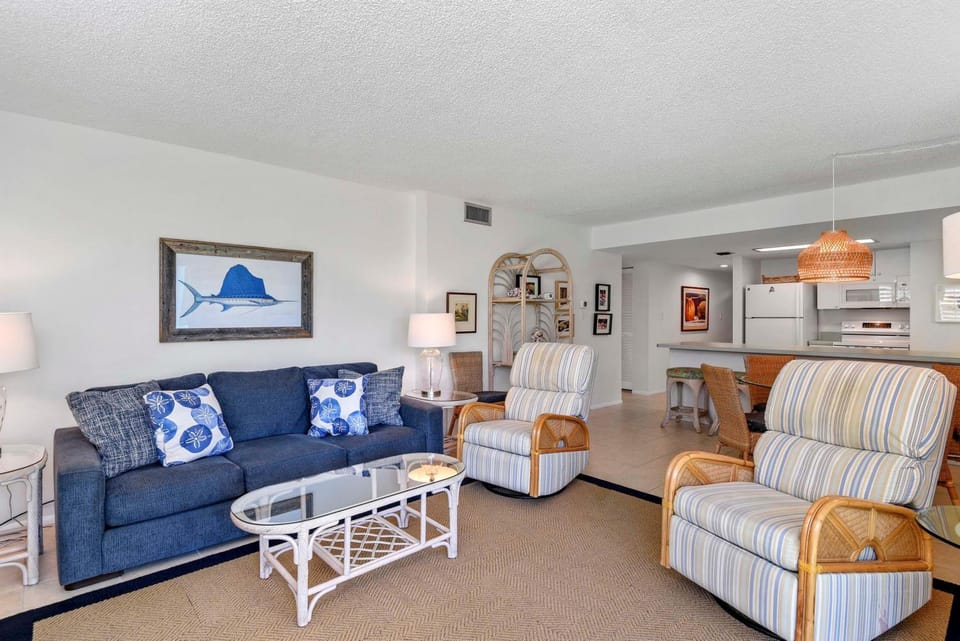 Seaward B101 House in Edgewater