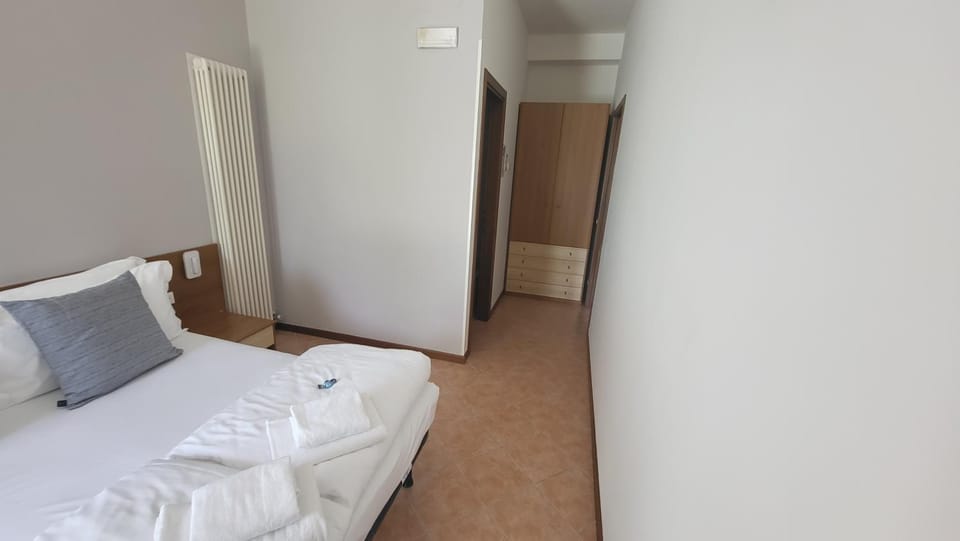 Josefine Suite Lake Front - Adults Only Apartment hotel in Brenzone sul Garda