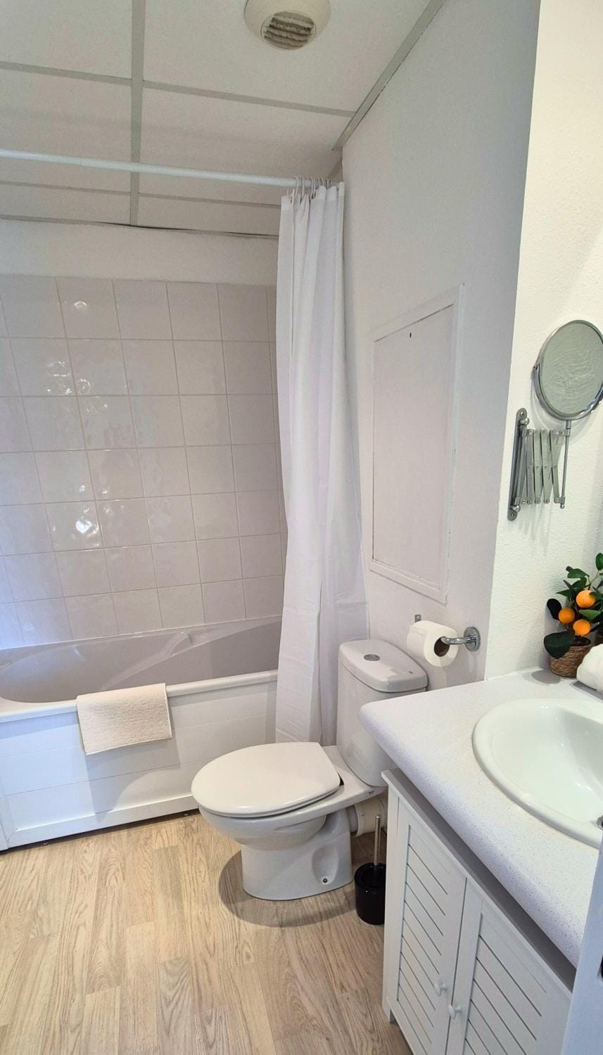 L'Escale - Double matelas - Clim - Wifi Apartment in Lourdes