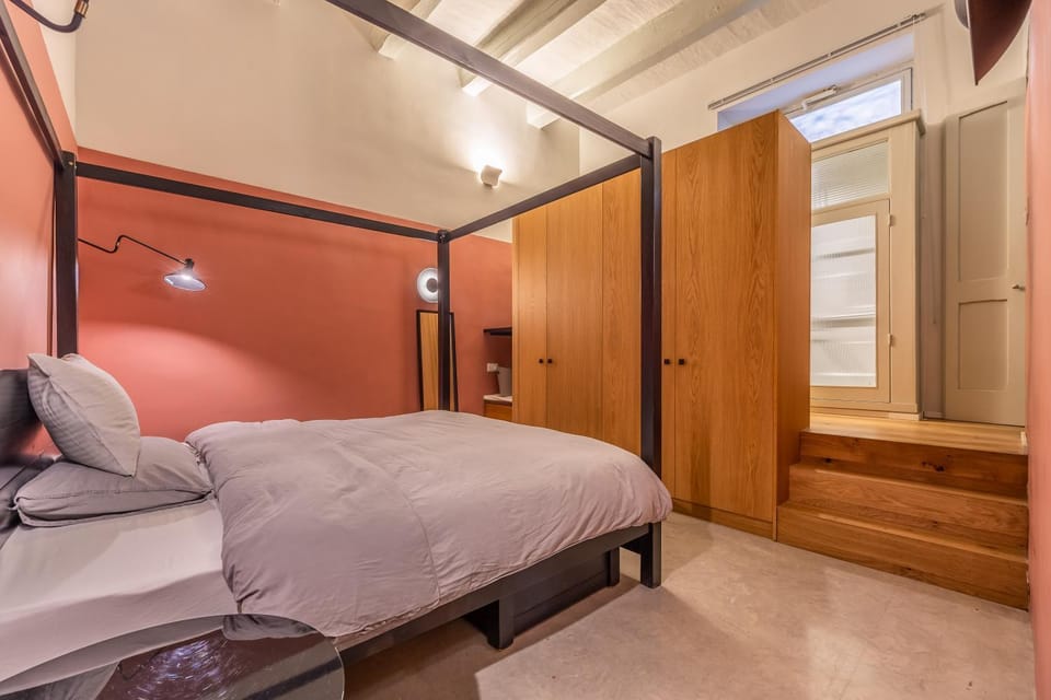 Bed, Bedroom