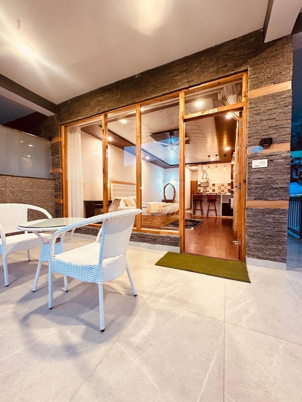 Patio, Seating area
