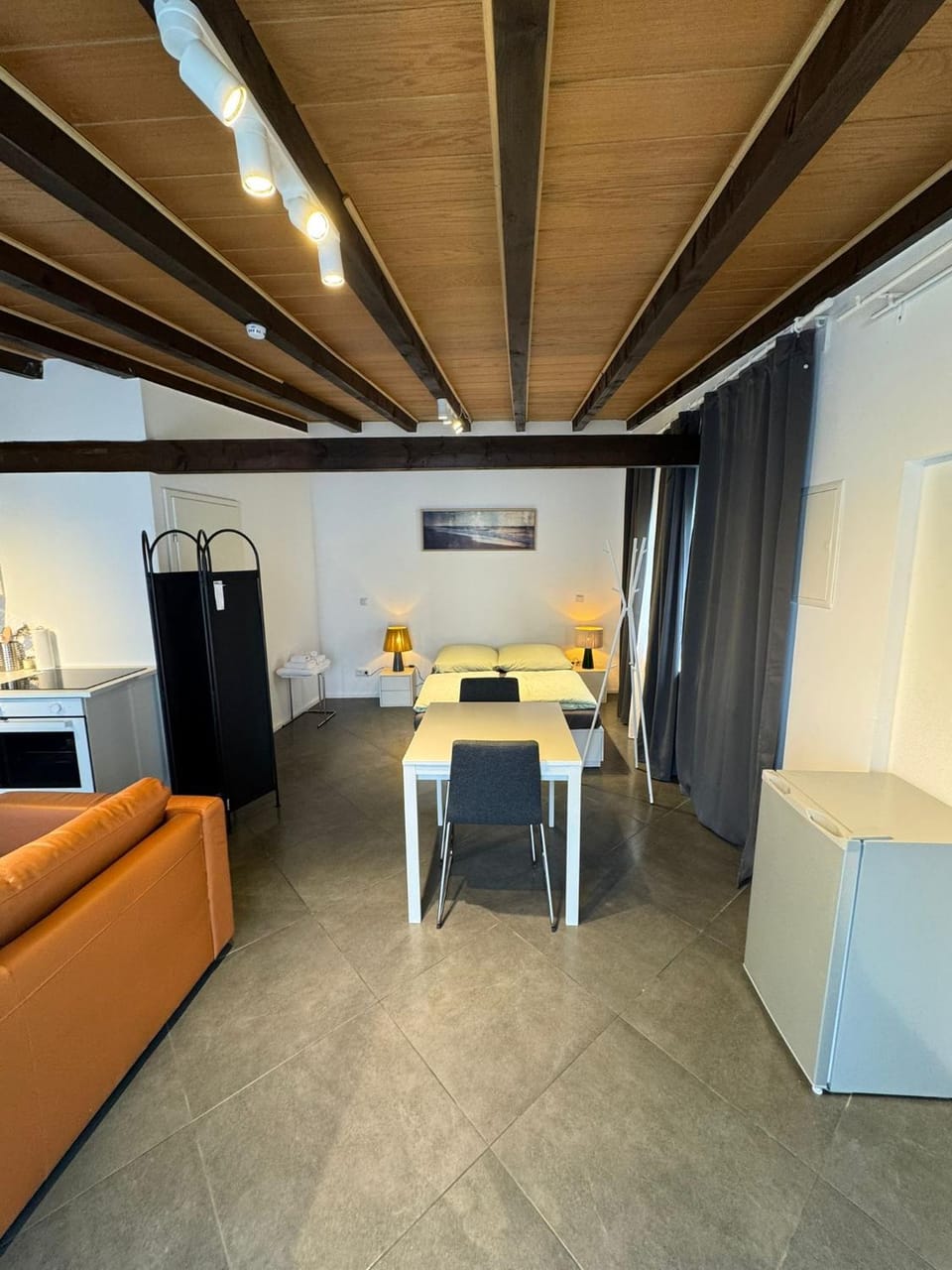 Bed, Seating area, Bedroom, Food