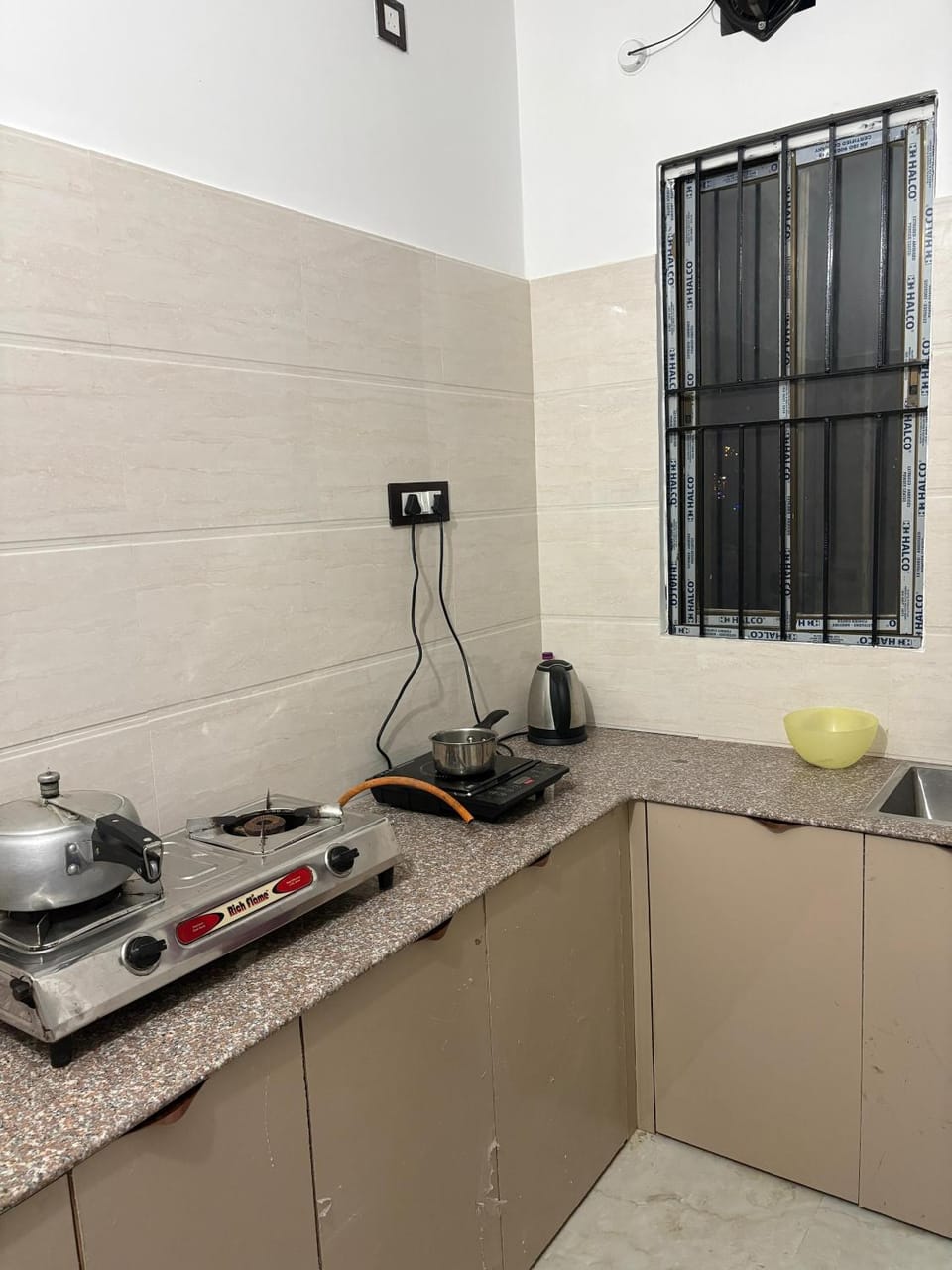 Grazioso Home Stay House in Bangladesh