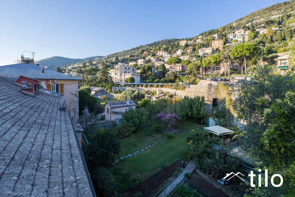 Property building, Day, Neighbourhood, Natural landscape, City view, Mountain view, Street view