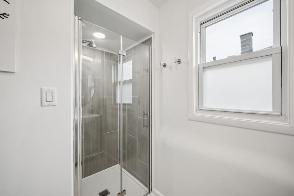 ModPod 3 Apartment in Detroit