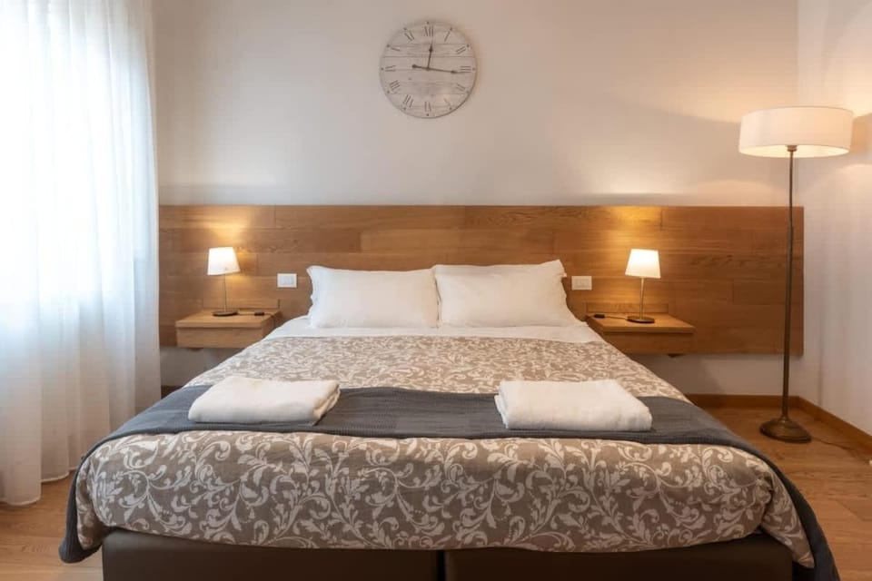 Amorino Vintage & Modern Retreat Central Florence Apartment in Florence