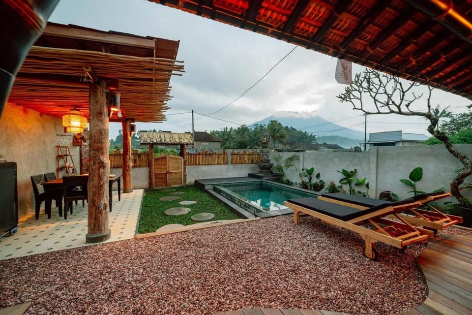Sambhala Villa Villa in Selat