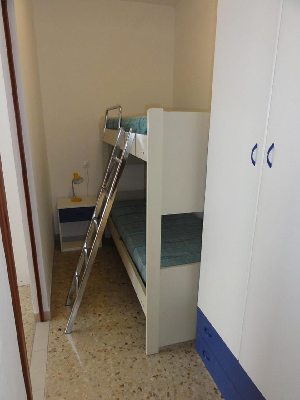Bed, Bedroom, bunk bed