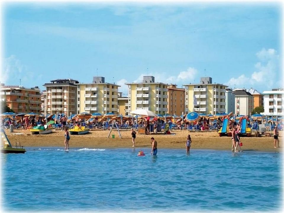Natural landscape, Activities, Summer, Beach