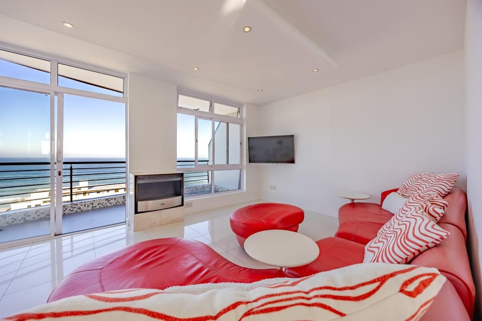 TV and multimedia, Living room, Seating area, Sea view