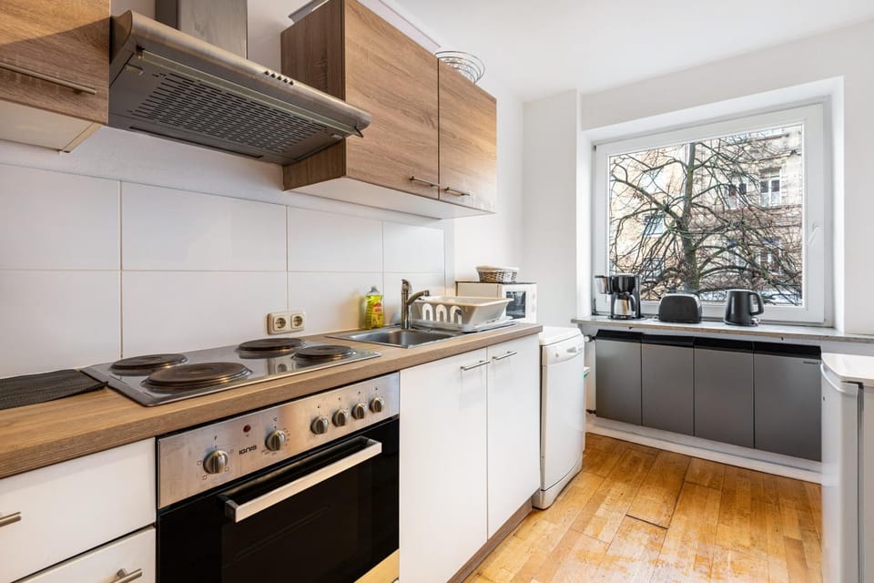 Kitchen or kitchenette, Living room