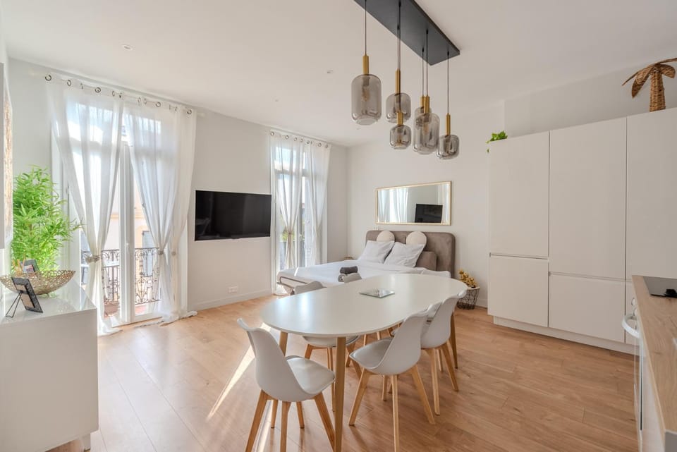 Ideal Groupes & Familles 3 chambres - 10 pers - Hyper-centre Cannes Apartment in Cannes
