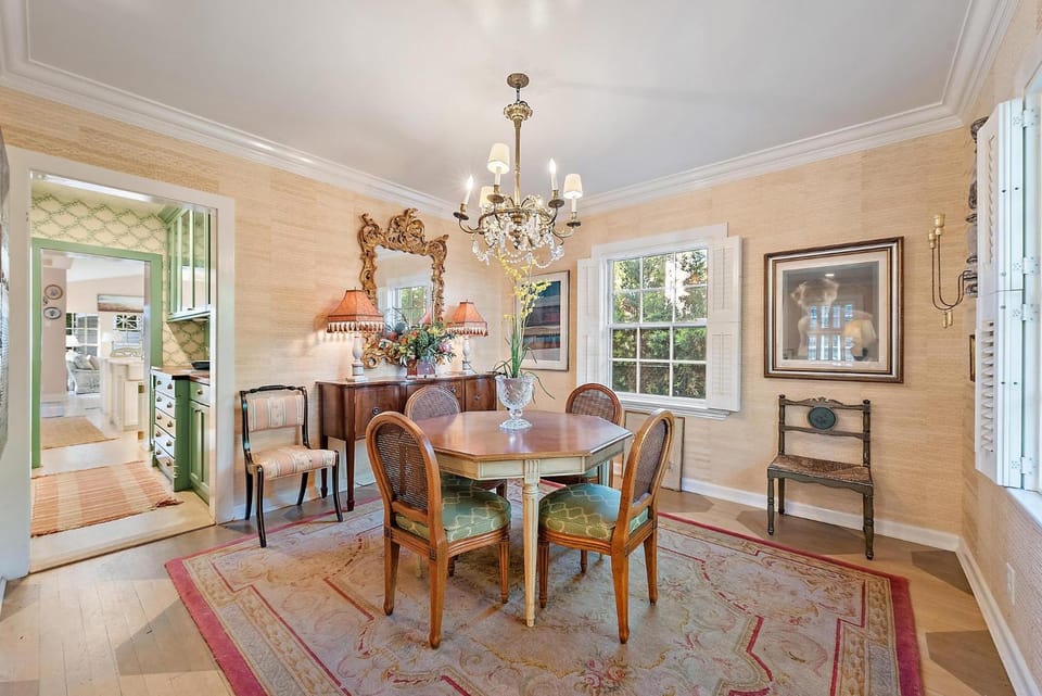 Lakewood Place - Breezy Pool Retreat with 2-Story Guest House House in West Palm Beach