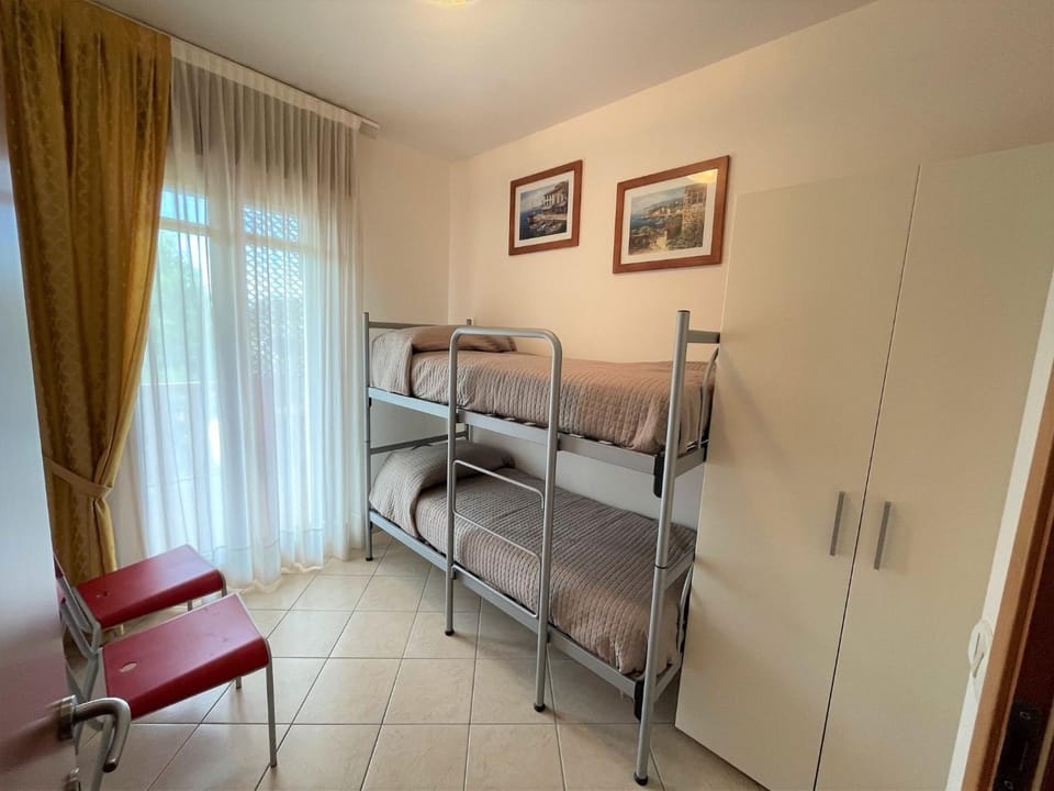Bed, Decorative detail, Bedroom