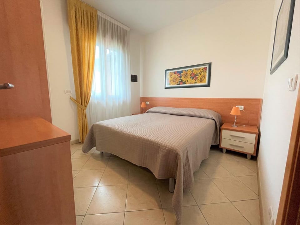 Bed, Decorative detail, Bedroom