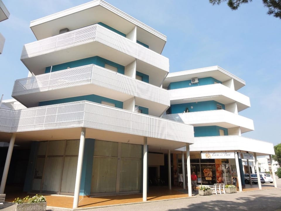 Property building, Other