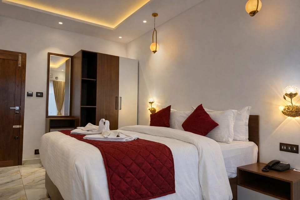 Bed, Photo of the whole room, Bedroom, towels, wardrobe