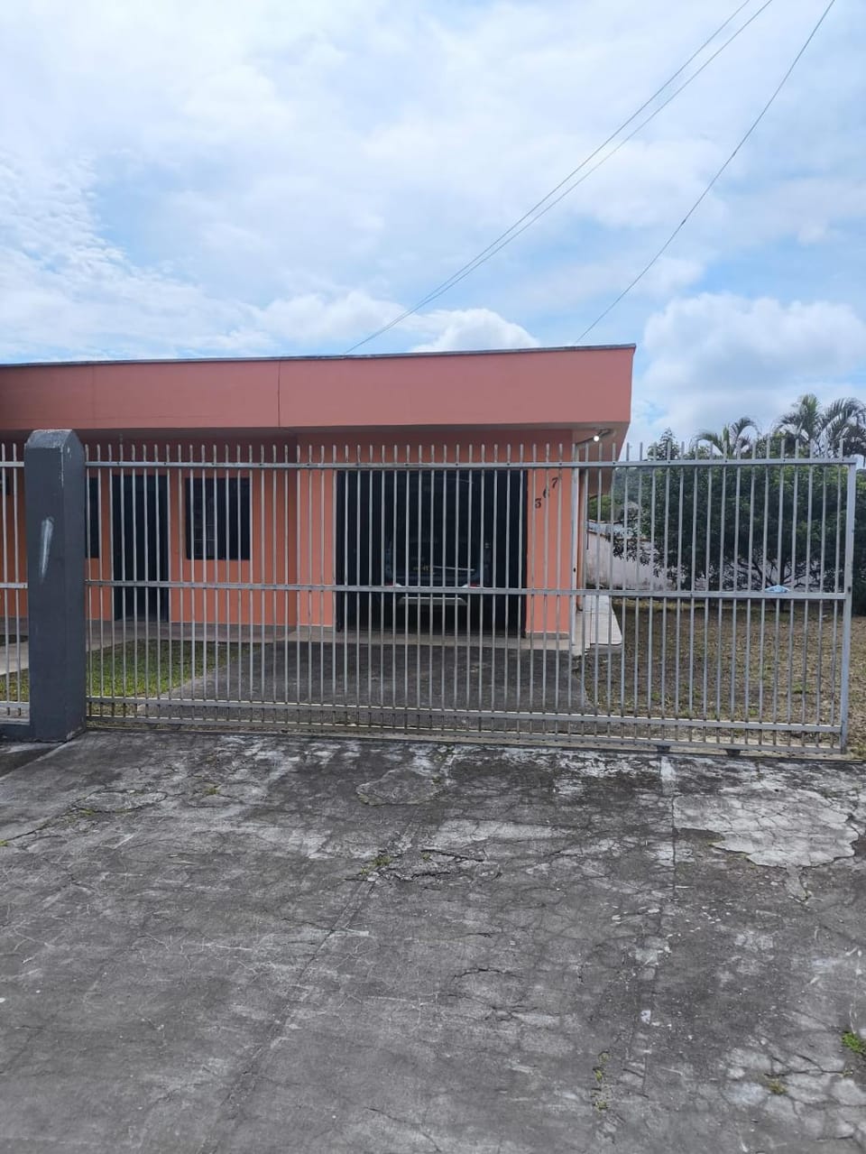 Facade/entrance, Parking
