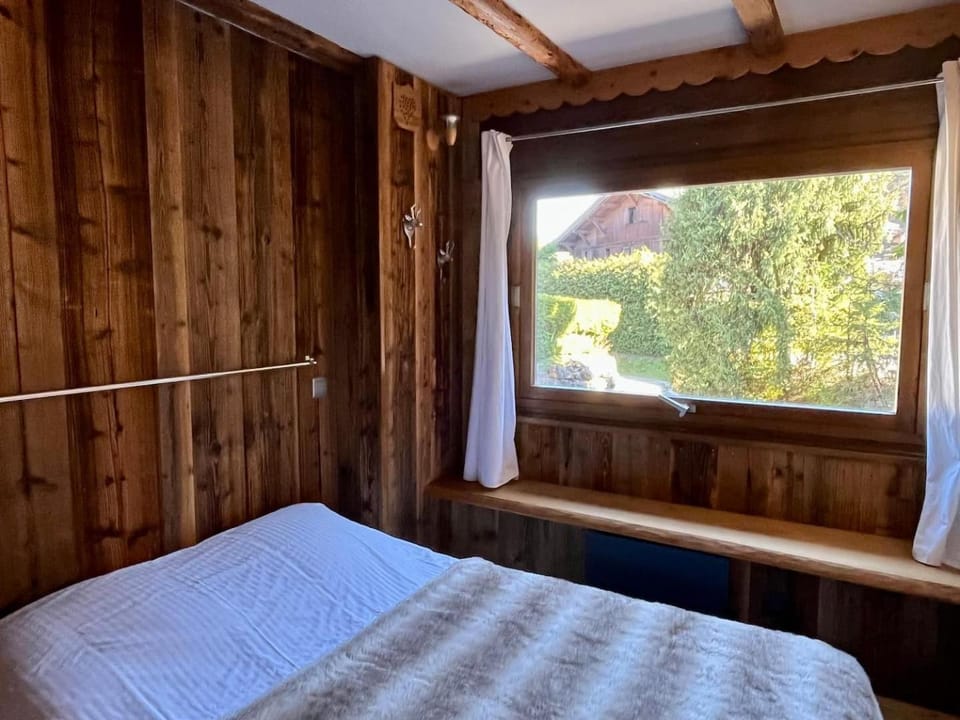 Cozy apartment chalet atmosphere Apartment in Combloux