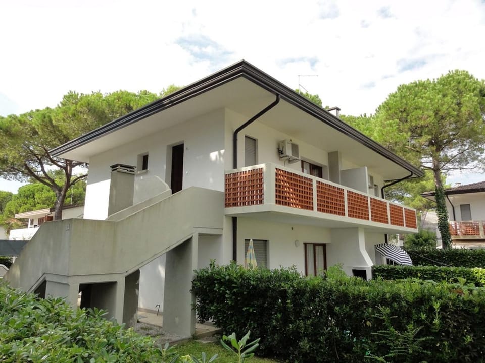 Property building, Other