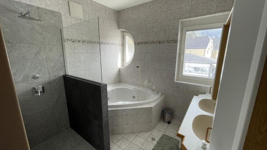 Blue Sky Rooms mit Gemeinschaftsbadezimmer Vacation rental in Trentino-South Tyrol