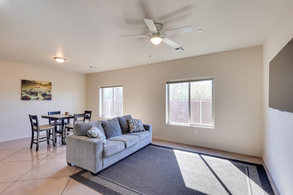 Golf, Hike & Boat! Bright Lake Havasu City Apt Apartment in Lake Havasu City