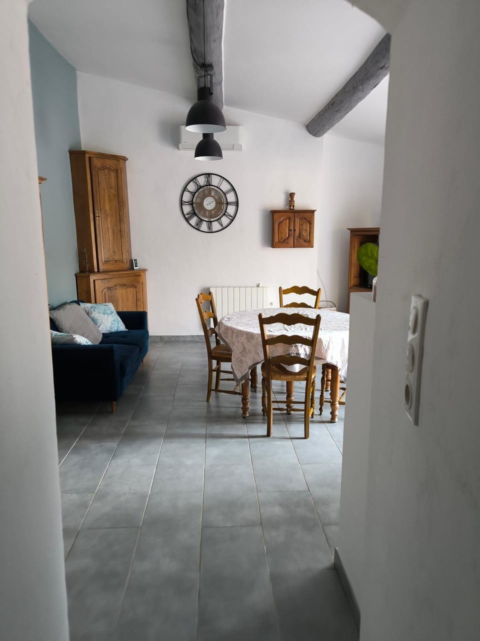 Property building, Living room