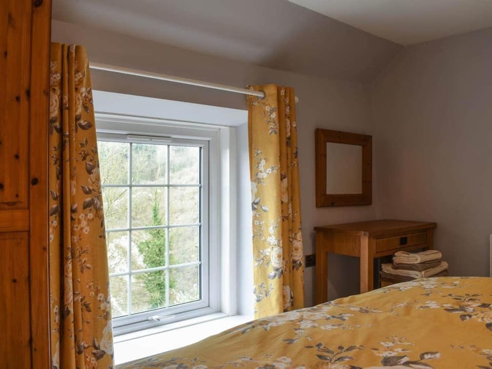 Maisie's Cottage in Wirksworth near Peak District House in Amber Valley