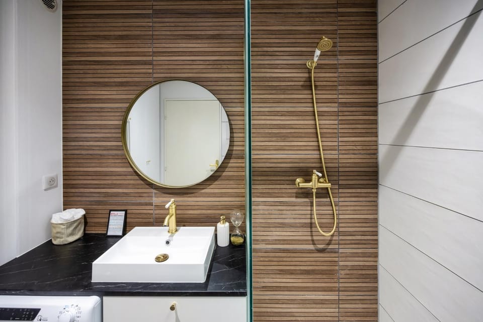 Shower, Bathroom, hair dryier, washing machine, dryer